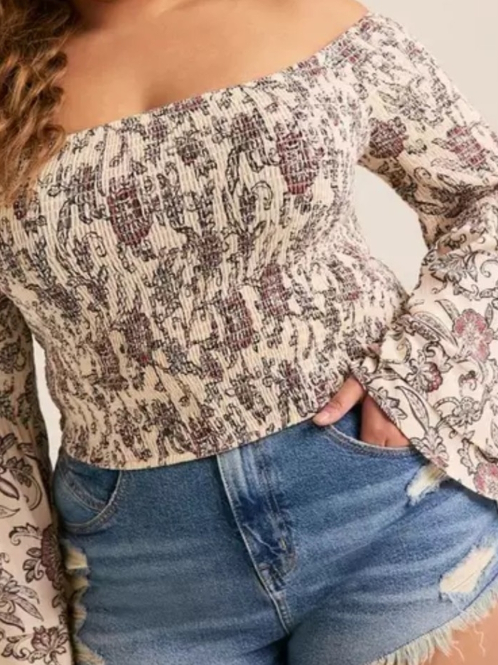 Festi by Torrid Smocked Off-Shoulder Floral Top in Cream and Mauve, SZ 00, NWT